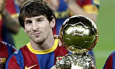 VIDEO / REGELE Messi pe Camp Nou: Si-a prezentat Balonul de Aur in fata fanilor!