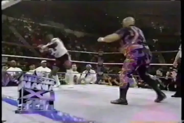 VIDEO: A fost in Main Event la Wrestlemania, acum e acuzat de viol! Vezi cine e