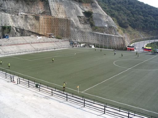 SUPER FOTO / Astea sunt cele mai CIUDATE stadioane din LUME!