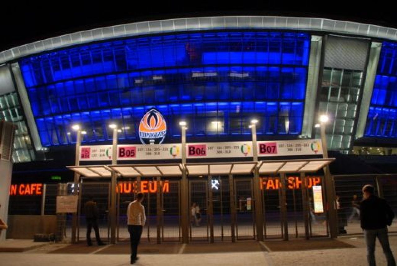 FOTO! Astea sunt cele mai tari stadioane din Europa de Est construite de romani!_4