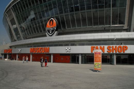 FOTO! Astea sunt cele mai tari stadioane din Europa de Est construite de romani!_9