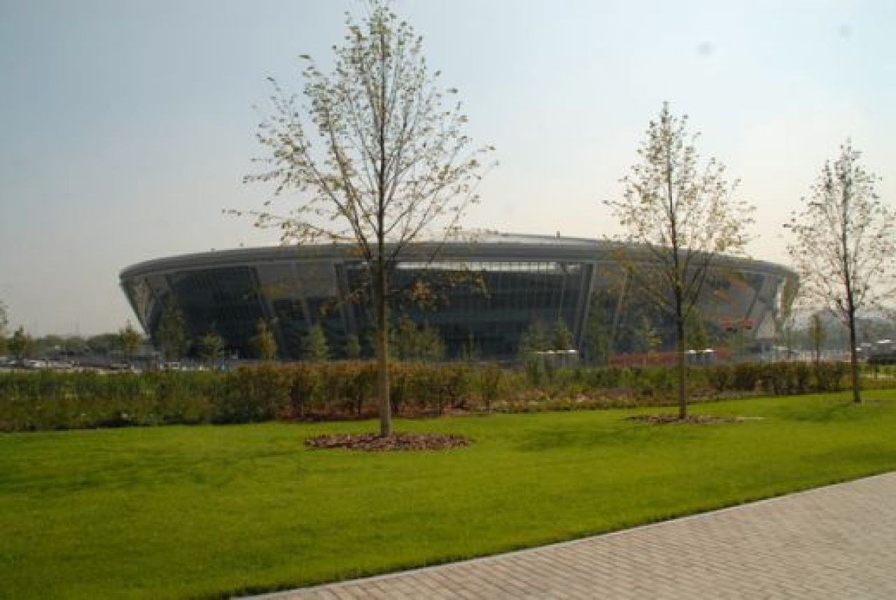 FOTO! Astea sunt cele mai tari stadioane din Europa de Est construite de romani!_16