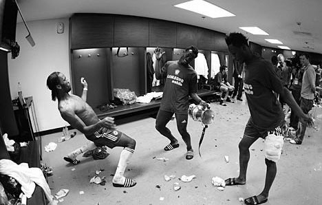 Chelsea se gandeste sa renunte la Drogba si Essien pentru ca sunt prea batrani! Ce juniori vor juca in locul lor!