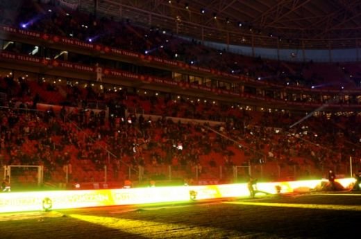 VIDEO / Hagi a inaugurat stadionul de 200 de milioane de euro al Galatei! Vezi ce SHOW au facut turcii!_4