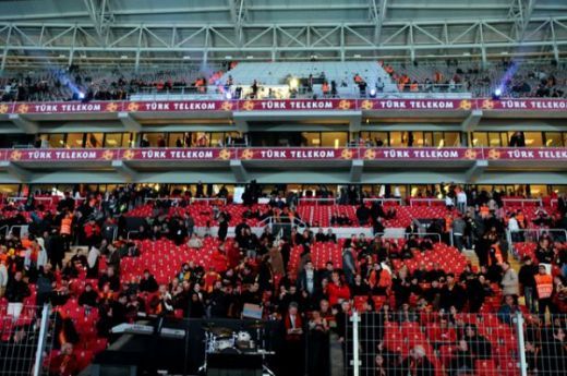 VIDEO / Hagi a inaugurat stadionul de 200 de milioane de euro al Galatei! Vezi ce SHOW au facut turcii!_6