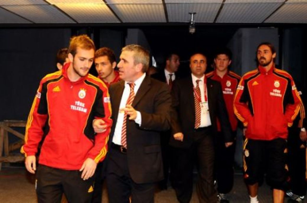 VIDEO / Hagi a inaugurat stadionul de 200 de milioane de euro al Galatei! Vezi ce SHOW au facut turcii!_10