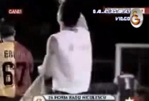 Romani care au scris ISTORIE la Galatasaray: golul NEBUN al lui Radu Niculescu a ucis-o pe Liverpool in 2002! VIDEO: