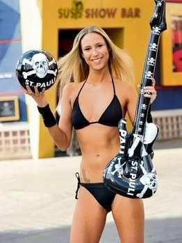 Fanii lui St Pauli au facut PLANGERE: nu mai vor striptease la stadion!_6