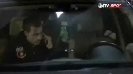 VIDEO! Primele imagini! Nebunie la Istanbul la sosirea lui Stancu! Vezi cum a fost asaltat aseara de turci
