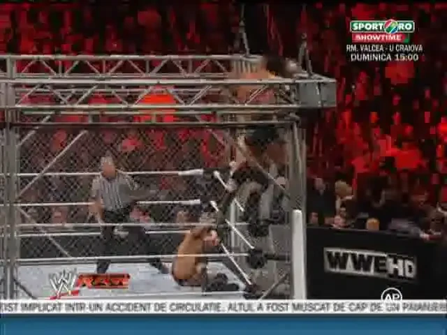 VIDEO: Punk e in Nexus, Barrett NU! Vezi tradarea si cum a devenit Randy Orton pretendentul principal la titlul WWE!