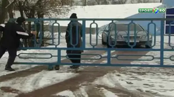 VIDEO! Neagoe i-a antrenat in parc pe fugarii Gaman si Barboianu: Inca ma consider antrenorul Craiovei si ei jucatorii Craiovei