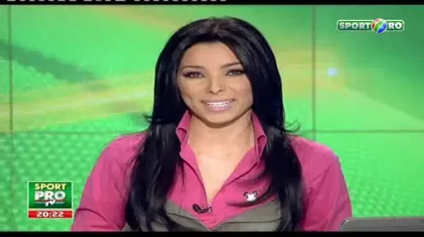 VIDEO: Dica a incercat sa dea gol ca in meciul cu Lyon din Liga Campionilor! Vezi ce a iesit :)