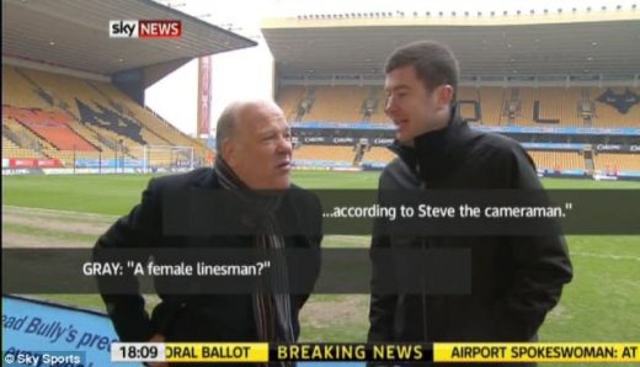 FOTO / Ce a spus comentatorul de la Sky despre arbitra de la Liverpool: