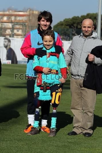 VIDEO / Iata de ce este Barcelona MAI MULT decat un simplu club de fotbal!_6