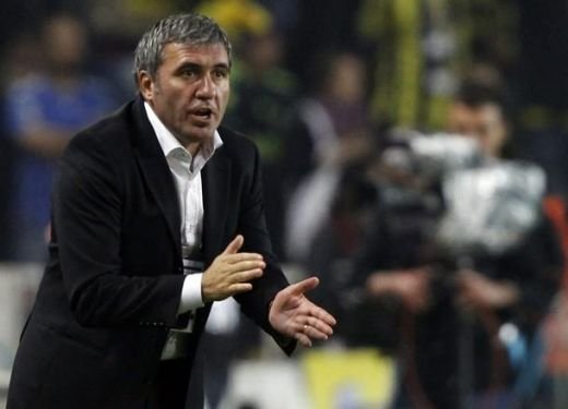 Un jucator il ATACA incredibil pe Hagi: Nu intelege meseria de antrenor! Toti fotbalistii rad de el!