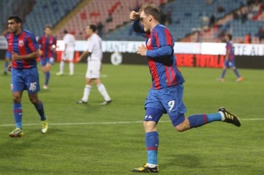 Kapetanos coleg cu Cafu si Anghelov la Anorthosis! Vezi ce salariu va castiga!
