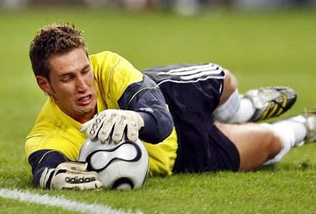 CE DESTIN!! Portarul tinut pe tusa de Lobont la Ajax semneaza cu Manchester United!