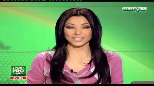 Foarte TARE! Ce fost stelist s-a apucat sa invete gimnastica de la campioana Andreea Raducan! VIDEO