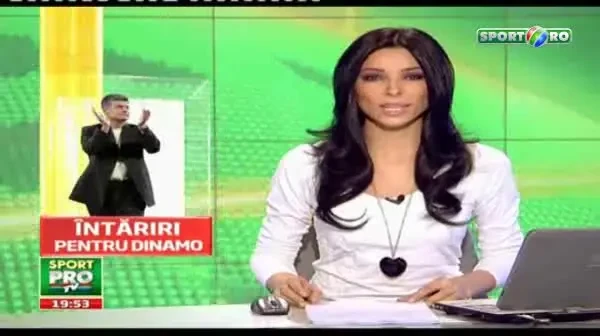 VIDEO / Borcea negociaza cu un albanez de 23 de ani! La iesire soferul a dat cu masina peste el: