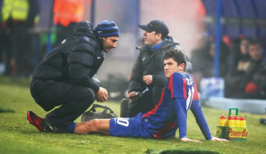 Tanase are FRACTURA la mana stanga si va rata restul de pregatire cu Steaua!