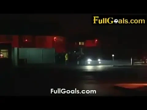 Luis Suarez si Andy Carroll au facut vizita medicala la Liverpool si s-au pozat cu Dalglish! VIDEO: