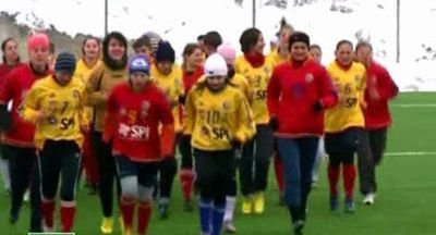 VIDEO / Ea e Messi din fotbalul feminin romanesc! VEZI ce jucatoare a dat 80 de goluri in tur!