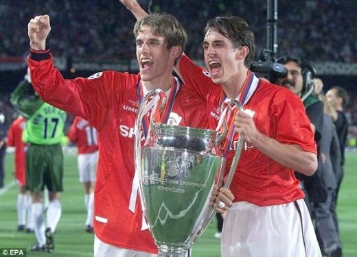 S-a retras cel mai bun fundas dreapta din istoria Premier League! Vezi imagini IMPRESIONANTE!_5