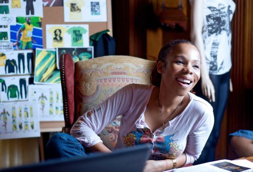 PUMA a ales-o pe fata lui Bob Marley pentru a fi designerul echipamentului de Track and Field al Jamaicai , la JO 2012!_2