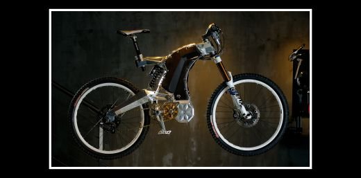 FOTO / Direct din viitor! Vezi cum arata bicicleta HIBRID de 25.000 euro!_13