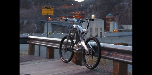 FOTO / Direct din viitor! Vezi cum arata bicicleta HIBRID de 25.000 euro!_15