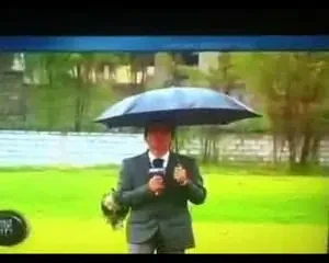 FAZA SAPTAMANII: Un reporter ESPN, atacat de o camila domesticita! VIDEO: