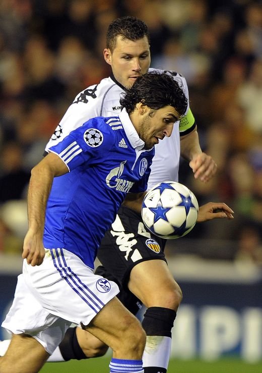 Raul este EROUL lui Schalke in Spania! Valencia 1-1 Schalke, vezi VIDEO:_5