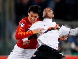 CE MECI! AS Roma 2-3 Sahtior: VIDEO Vezi autogolul lui Rat si cele 3 goluri in 13 min ale brazilienilor lui Lucescu_6