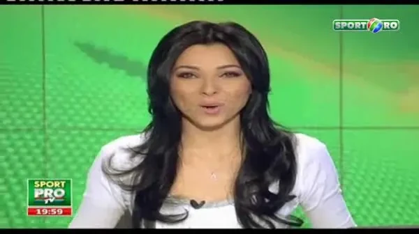 VIDEO / Roxana Ciuhulescu a condus autocarul CFR-ului: "Este noul Traore, fotbalistul cu cele mai lungi picioare din Liga 1"