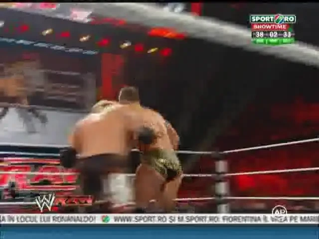 VIDEO: Dulce razbunare - John Cena l-a costat pe Miz un meci si l-a transformat pe Edge in Campionul Campionilor!