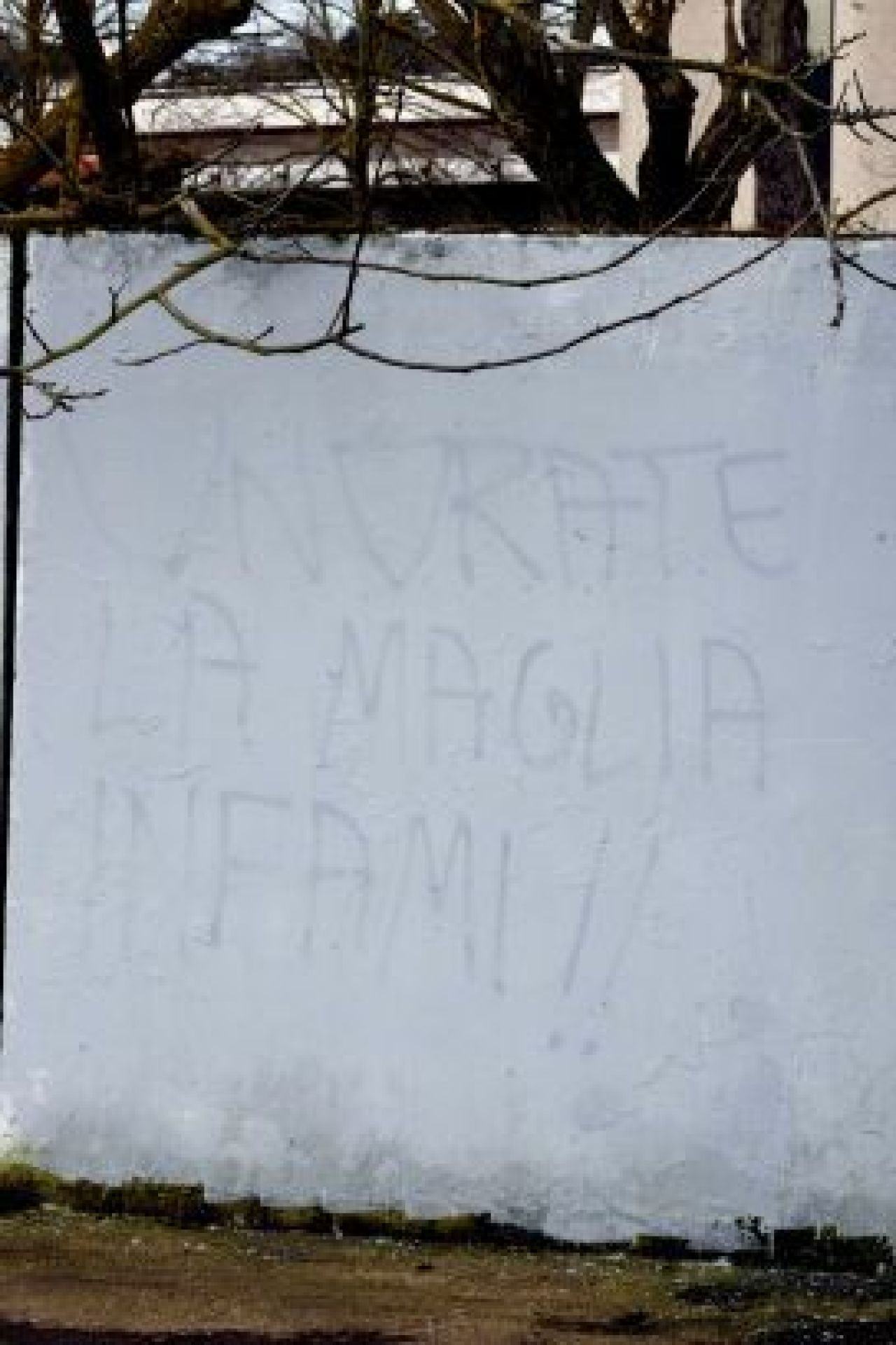 Mircea Lucescu a declansat haosul la Roma! Fanii au ATACAT azi baza de pregatire:_3