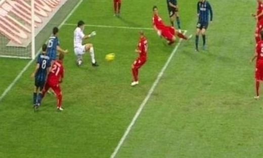 Inter, victorie cu semn de intrebare! Golul FANTOMA care a scandalizat Italia! VIDEO:_6