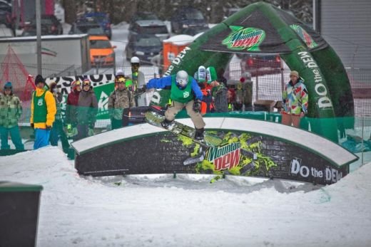 Peste 40 de rideri din toata tara au onorat provocarea Mountain Dew in cadrul Dew Tour de la Sinaia!_2