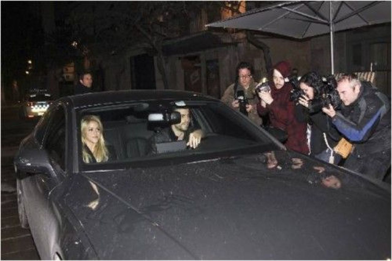 Relatia dintre Shakira si Pique a ajuns caz in JUSTITIE! Asta este poza de 100.000 de euro:_5