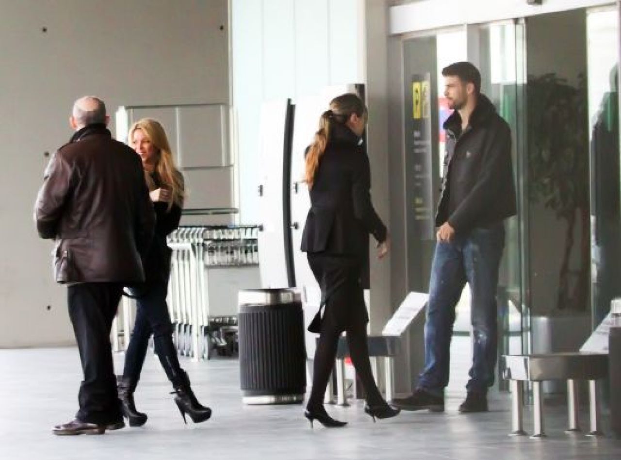 Relatia dintre Shakira si Pique a ajuns caz in JUSTITIE! Asta este poza de 100.000 de euro:_7