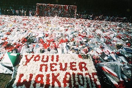 Cum sa castigi 9 trofee si sa nu joci niciun meci in Europa! Povestea omului care a condus Liverpool in cea mai neagra perioada din istorie_2