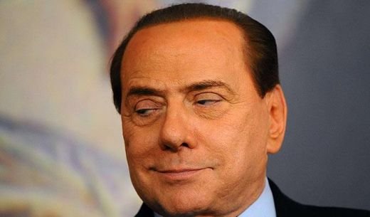 Show LESBI cu minore pentru Berlusconi la 75 de ani: 