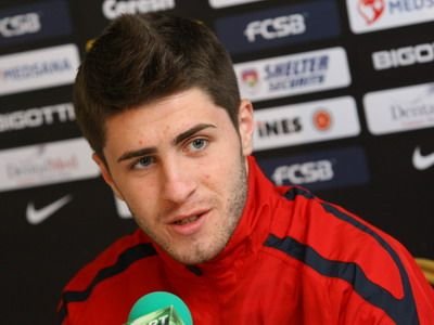 Ce jucatori din Liga 1 ar putea juca GRATIS! La 20 de ani conduc masini mai scumpe decat tot ce au castigat la Steaua sau Dinamo: