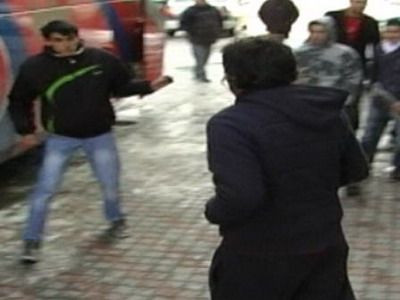 VIDEO / Doar 3000 de bilete vandute la Craiova - Steaua! Vezi cati fani au asteptat-o pe Steaua!