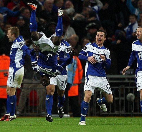 VIDEO INCENDIAR!! Arsenal pierde Cupa Ligii cu un gol luat in ULTIMUL MINUT: 1-2 cu Birmingham! Revolutia lui Wenger e anulata!_3