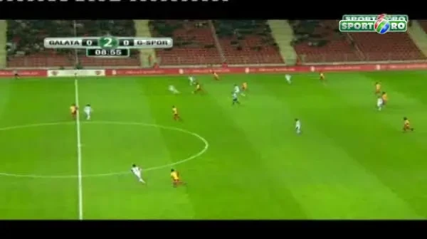 Baros a cerut penalty in minutul 55!