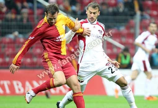 PLEACA HAGI de la Galata? Vezi ce a spus despre DEMISIE dupa eliminarea din Cupa!_4