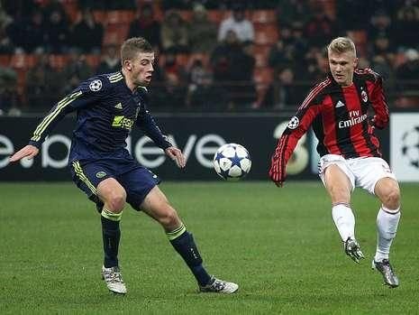 SUPER FOTO! Milan da lovitura cu un nou pusti senzatie: El este cel mai tanar jucator din istoria lui Milan dupa Maldini!_21
