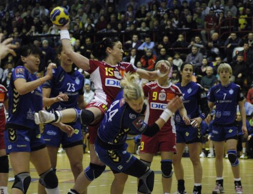 Mai are Oltchim sanse la calificare in semifinale? Vezi reactia fetelor dupa meci!