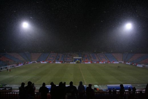 5000 de fani in Ghencea la primul meci al Stelei acasa in 2011! Vezi imaginea serii in Ghencea! :)_3